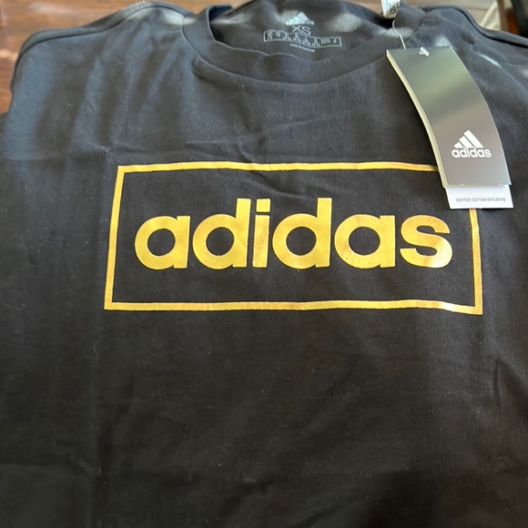 Adidas XS Women’s Shirt NWT - Picture 1 of 1